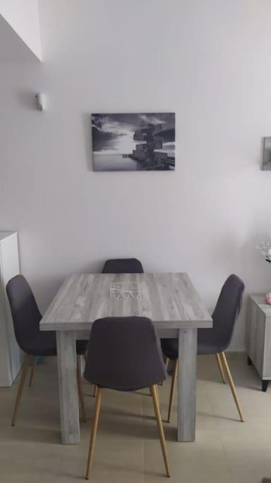 Apartamento Nuevo Con Piscina Y Amplio Balcon ซันต์การ์เลสเดลาราปีตา ภายนอก รูปภาพ